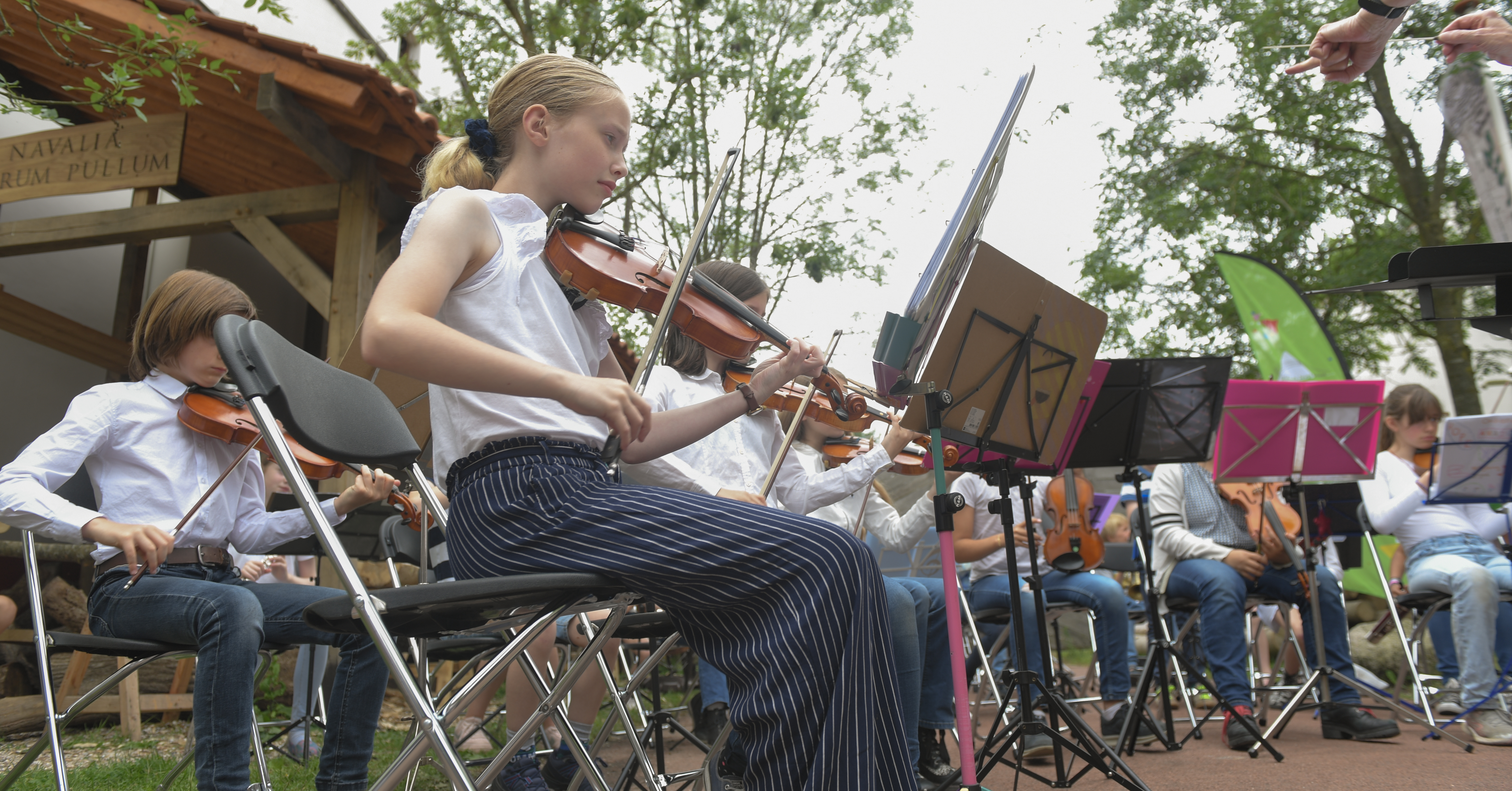 JUNIOR ORKEST-8789 bij de Schepen .jpg